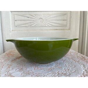 Vintage 1950s Pyrex 4 Qt Cinderellla Mixing Bowl #444 Solid Green